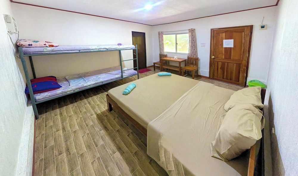 Aroma's Guest House