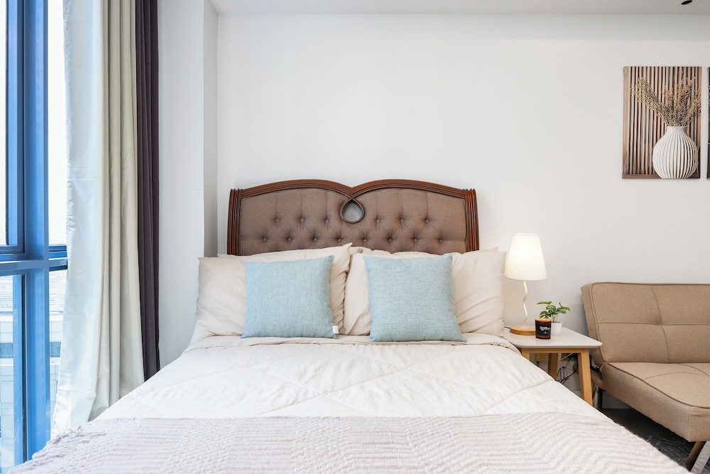 Virgo Nest Rentals - 38th Park Ave, IT Park Cebu - City View