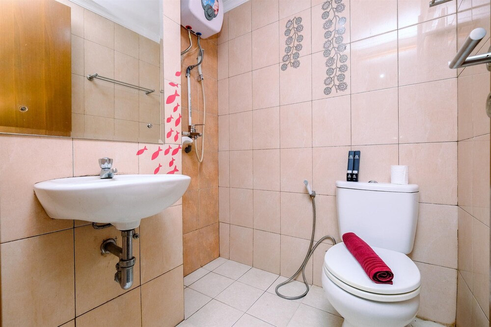 Nice And Wonderful Studio At Margonda Residence 2 Apartment