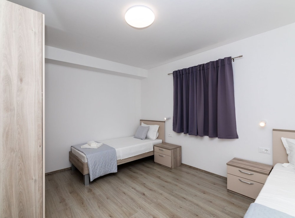 Apartment Kurte