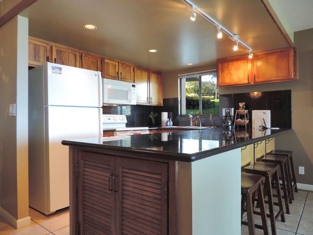 Polo Beach Club Vacation Rentals - APlus Resorts