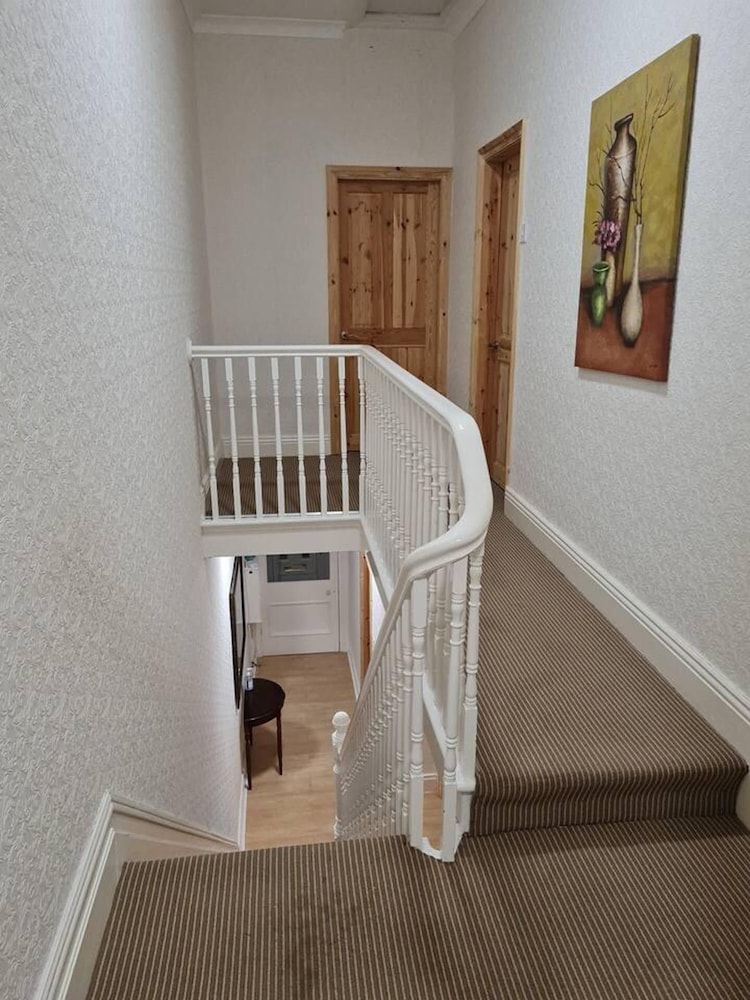 Impeccable 4-bed House in Blackpool view 4
