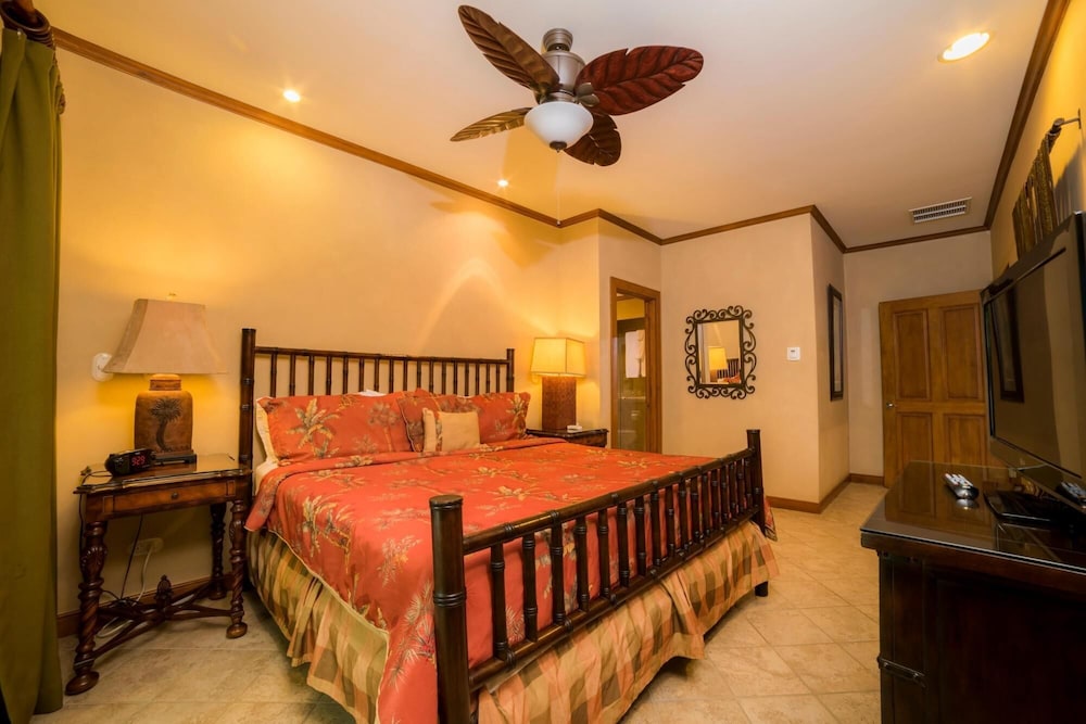 Veranda 1E 3bdr 3 Bath view 5