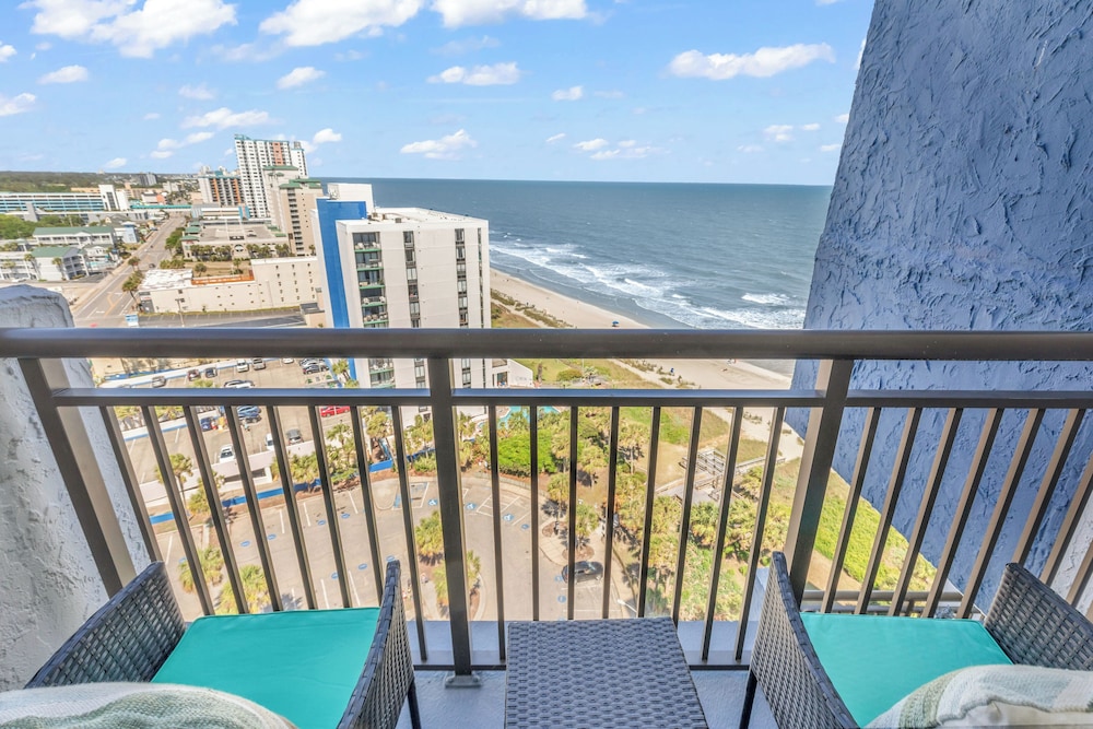 Bluewater Resort 1501