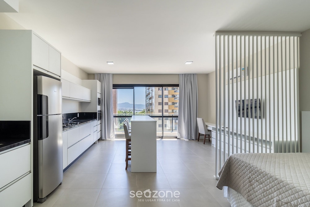 TVT - Luxury Studios in the Center of Florianopolis