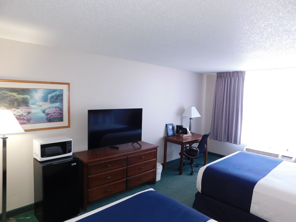 Northwoods Best Inn -Turtle Lake view 4