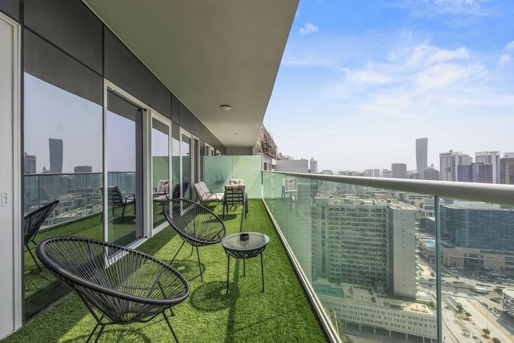 Luxury Apartments in Dubai Business Bay