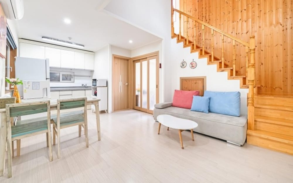 Gyeongju Camino Pool Villa Pension