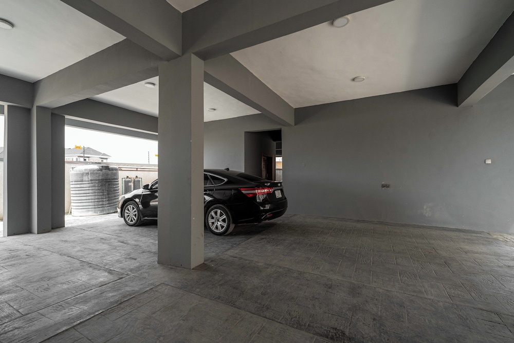 George Residence Ologolo Lekki