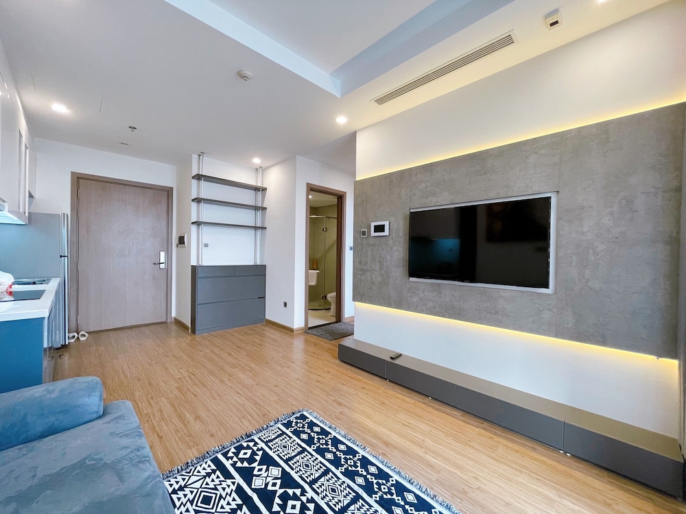HMH - Vinhomes GreenBay Apartment