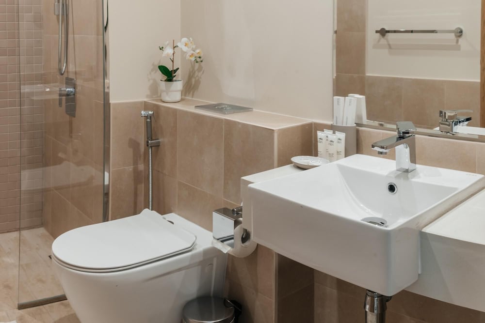 Luxe 2BR AT 1 Residences Wasl Near Metro Station