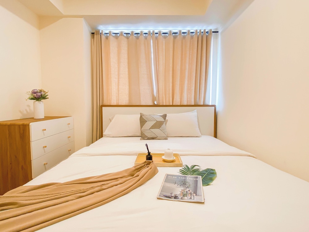Simple Look 3Br Meikarta Apartment
