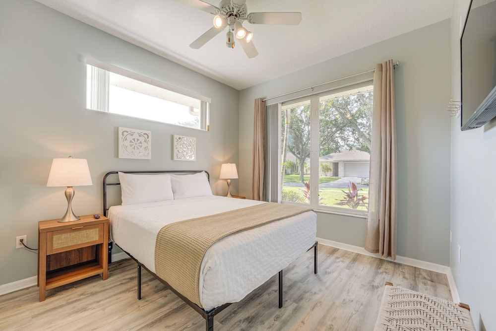 Waterfront Home w/ Private Pool: 5 Mi to Disney!