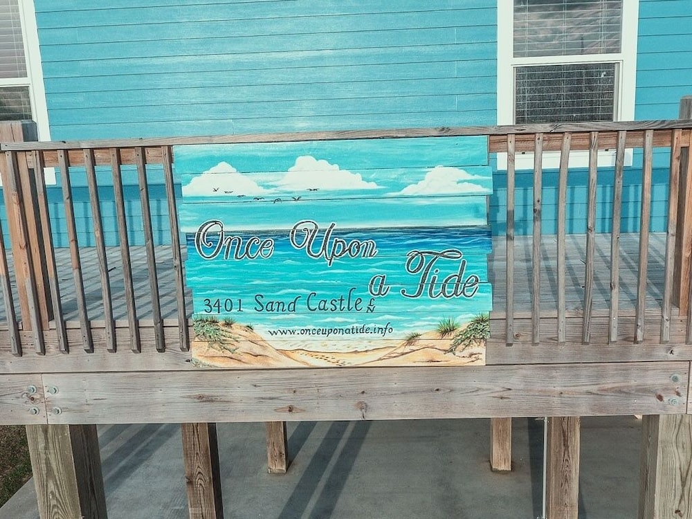 Once Upon A Tide 3 Bedroom Home by RedAwning