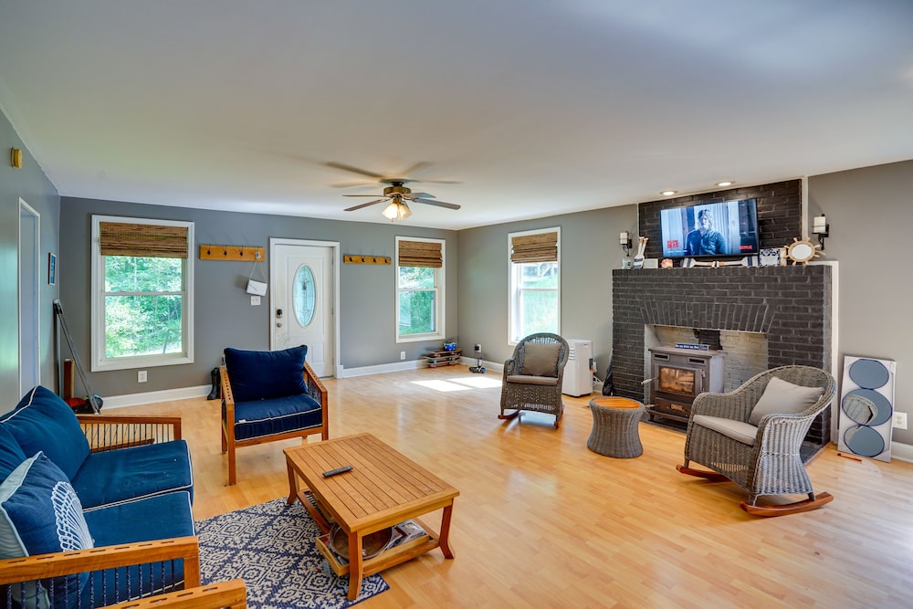 Lakefront West Sand Lake Home w/ Beach Access! view 2