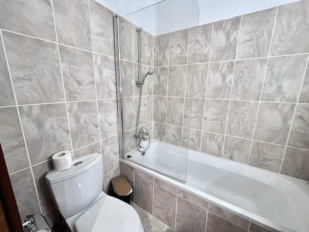 41 KAP - Stay Paradise Apartment
