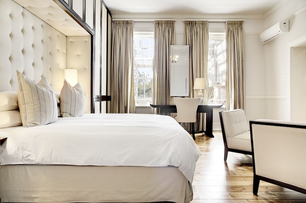 Banksia Boutique view 5