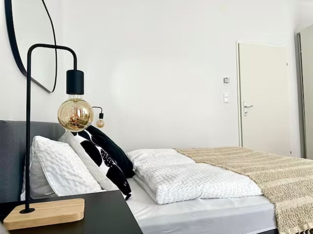 Designer Apartments - Near Danube
