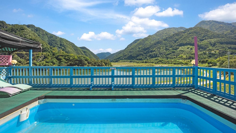 Yeongwol Gangeulpumeunsoo Pension view 4