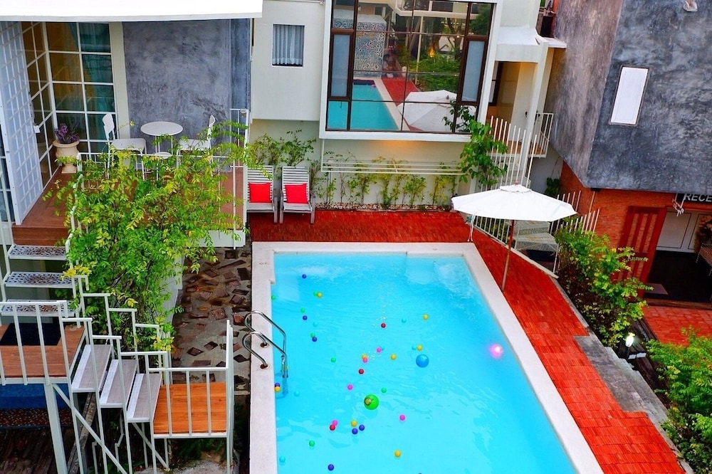 Hy Resort