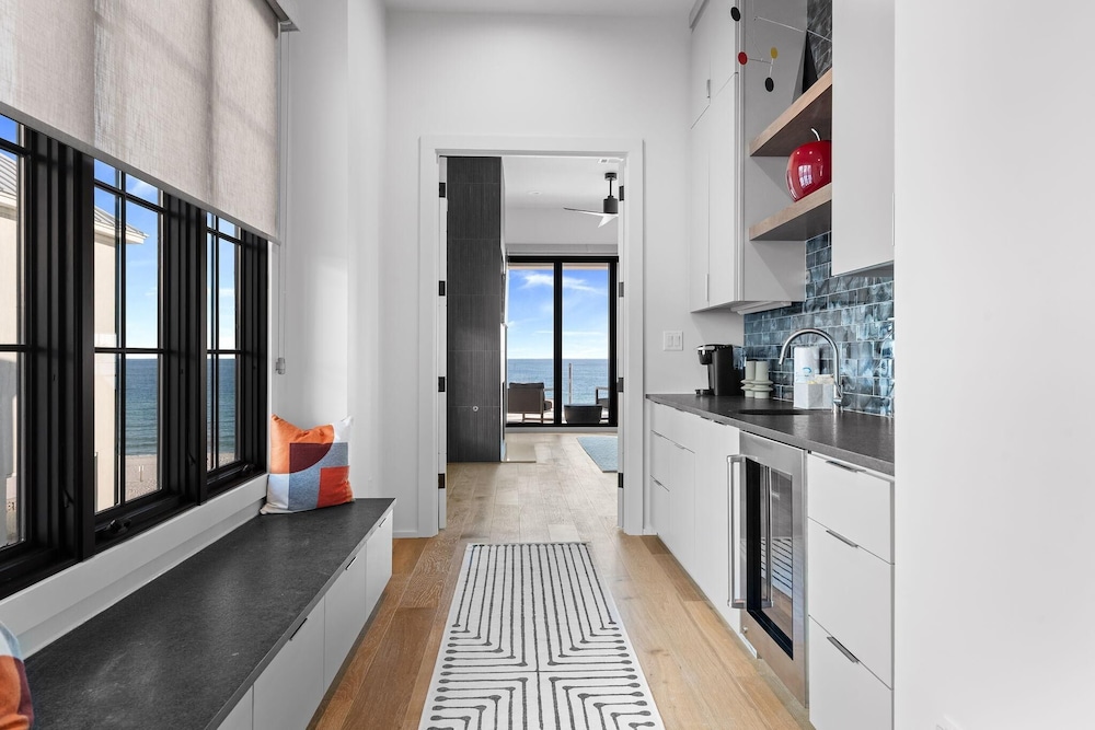 Casita Bonita at Eleanor Beach