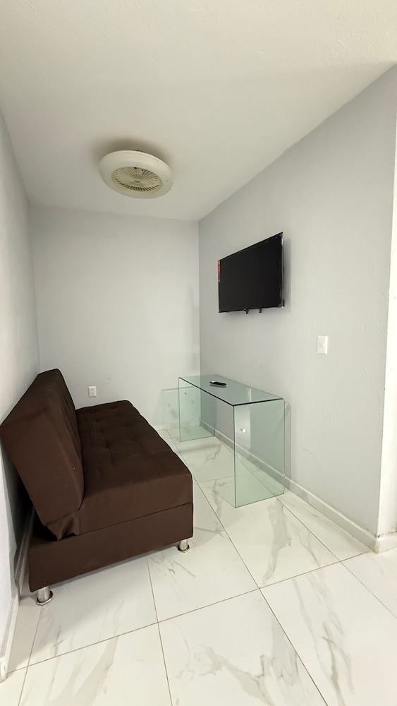 Residencia Gran Coyula Orange 502