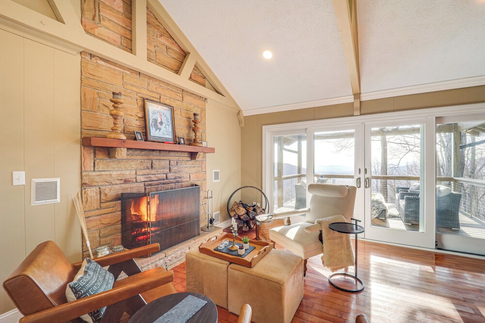 5 Mi to Dtwn: Pet-friendly Gem in Blowing Rock!