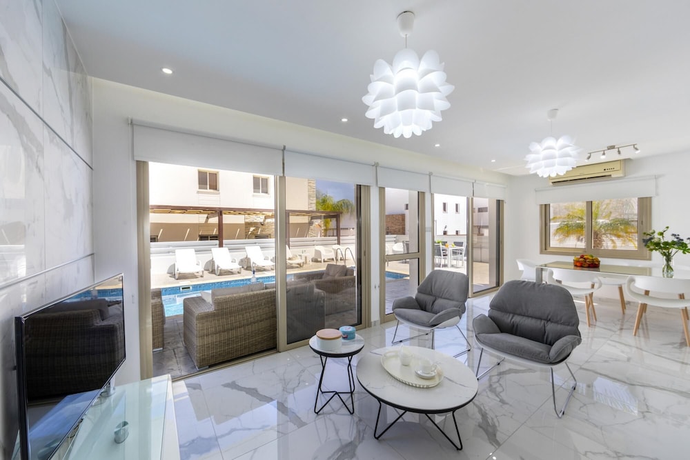 Protaras Sunrise Beach Villa
