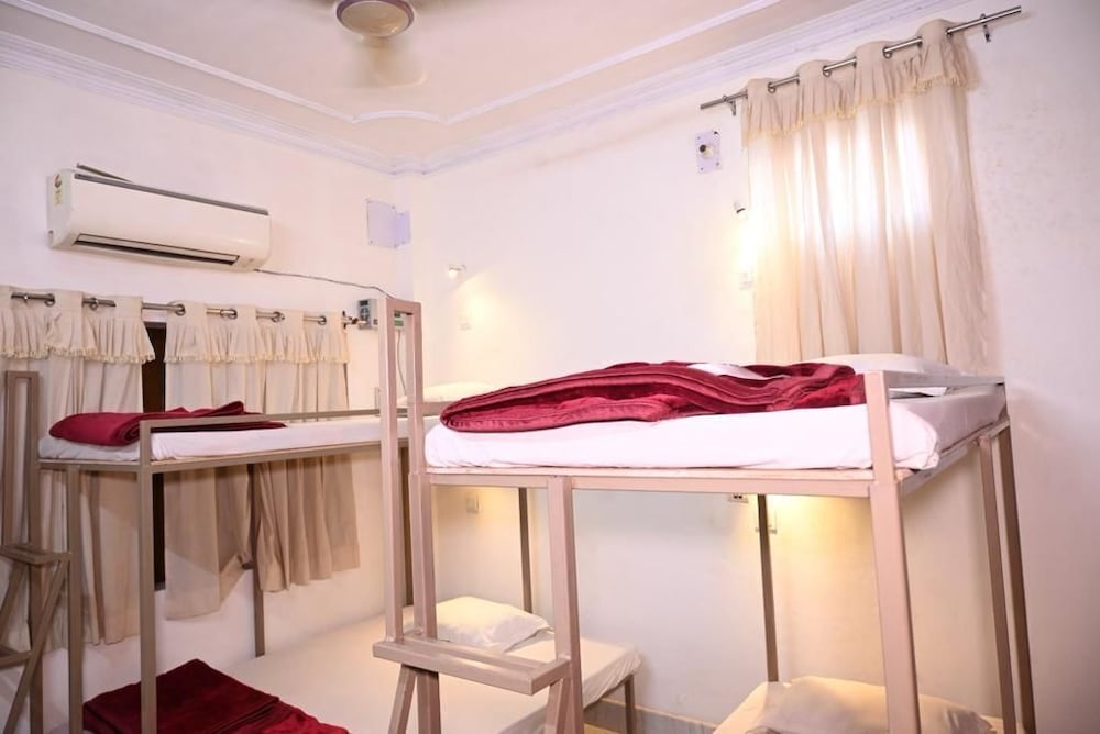 Batra Guest House