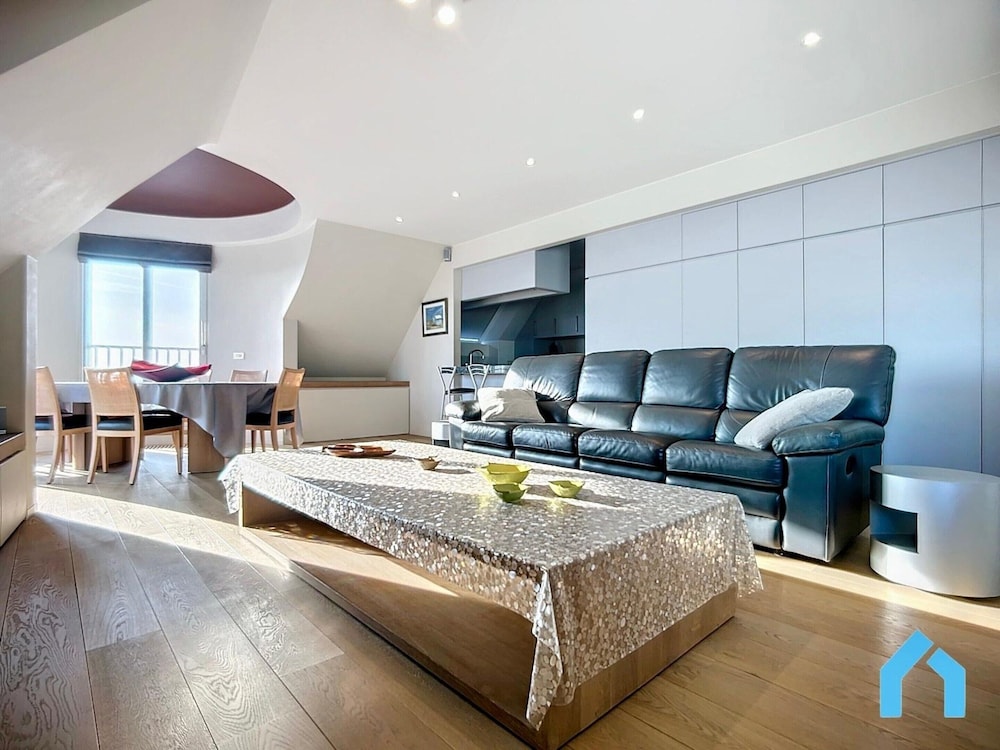 Duplex Apartment in Knokke by the Seawall