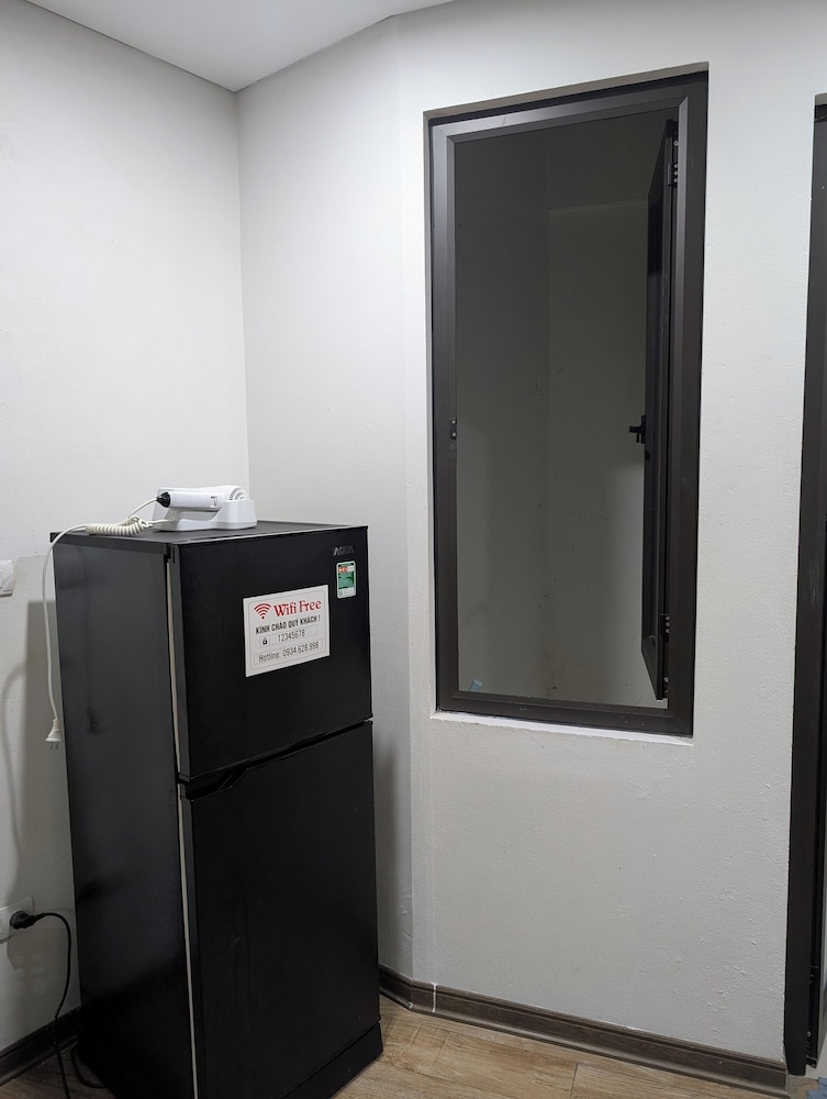 Era Apartment Lac Long Quan
