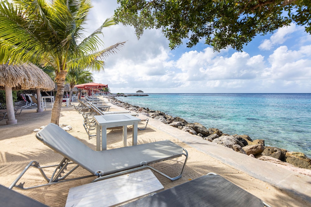 Coral Estate Holidays