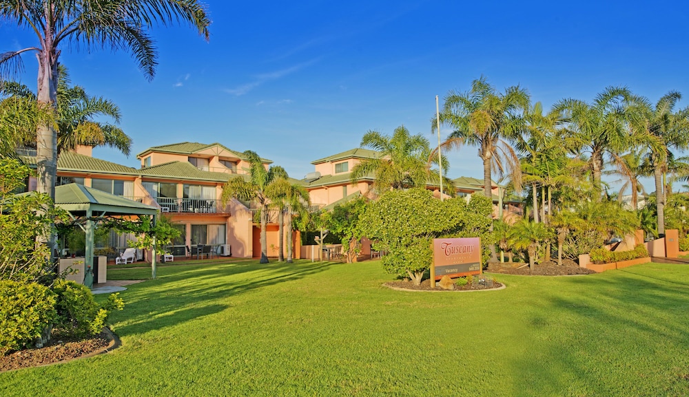 Tuscany Apartments