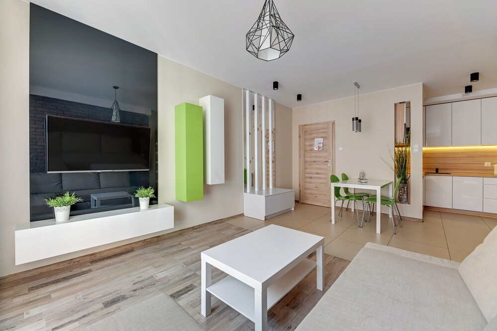 Aura - Riverside & Parking by Downtown Apartments