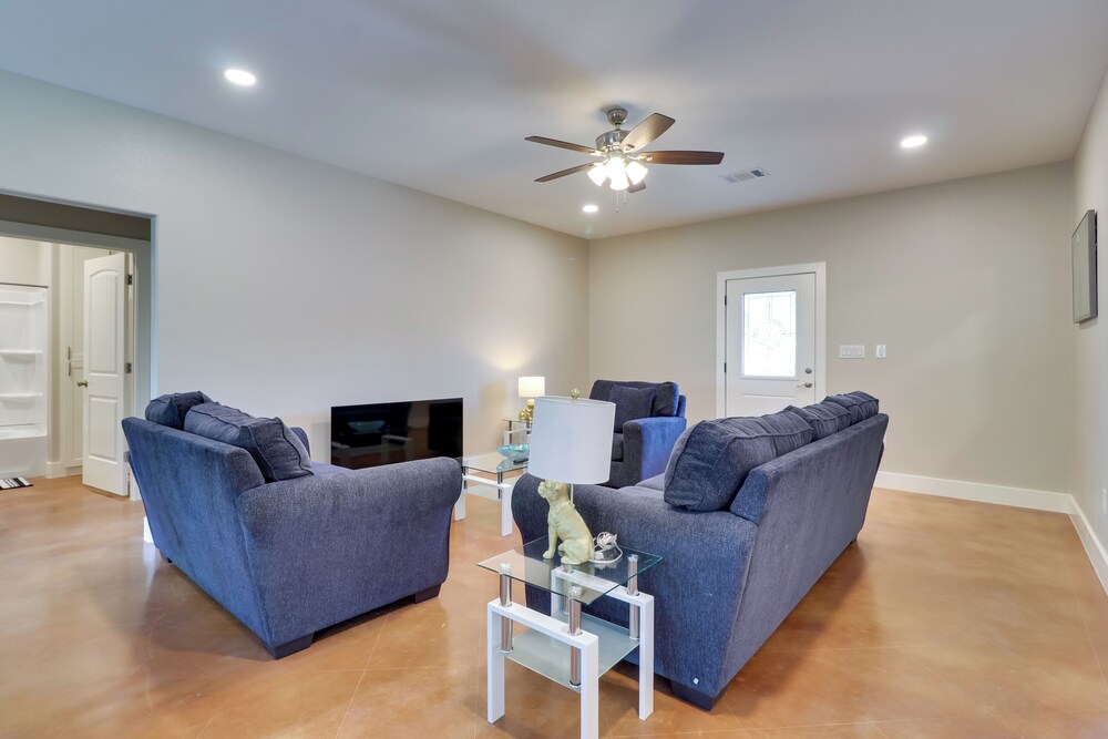 1 Mi to Lake Lbj: Peaceful Home w/ Patio & Yard!