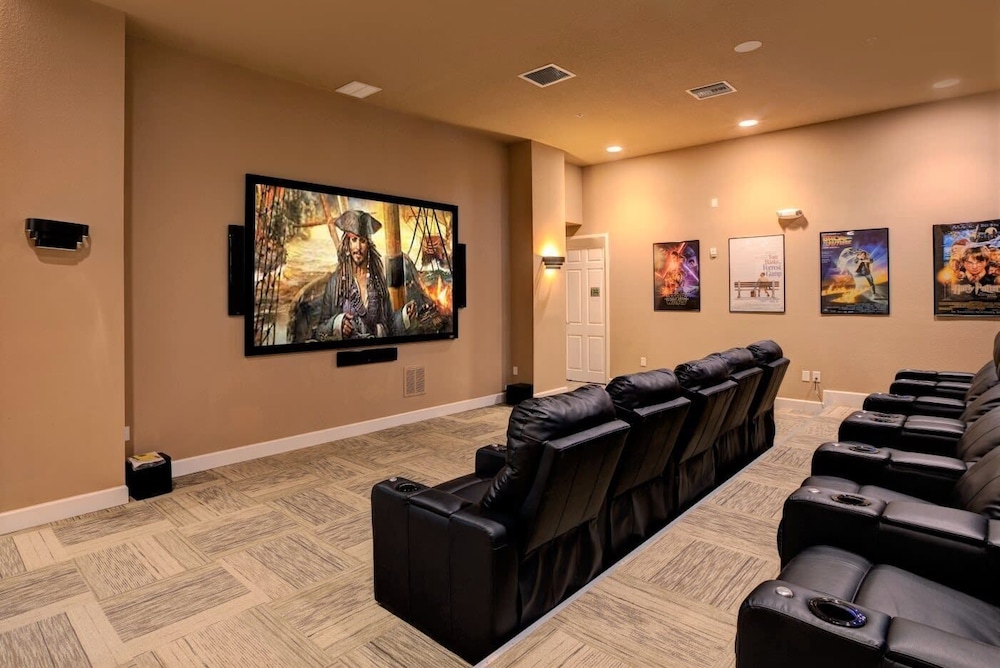 Upstay Luxury Resort Home w Private Pool & Hot Tub