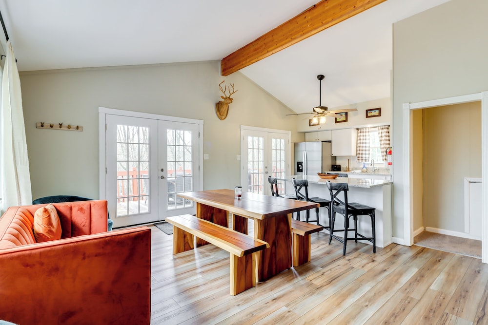Beach Access: Bbq-ready Poconos Family Getaway!