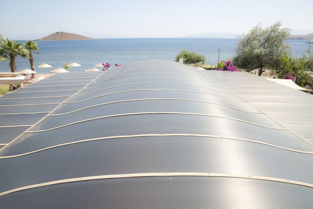 Bodrum Sea Side Beach Club Otel - Image 49