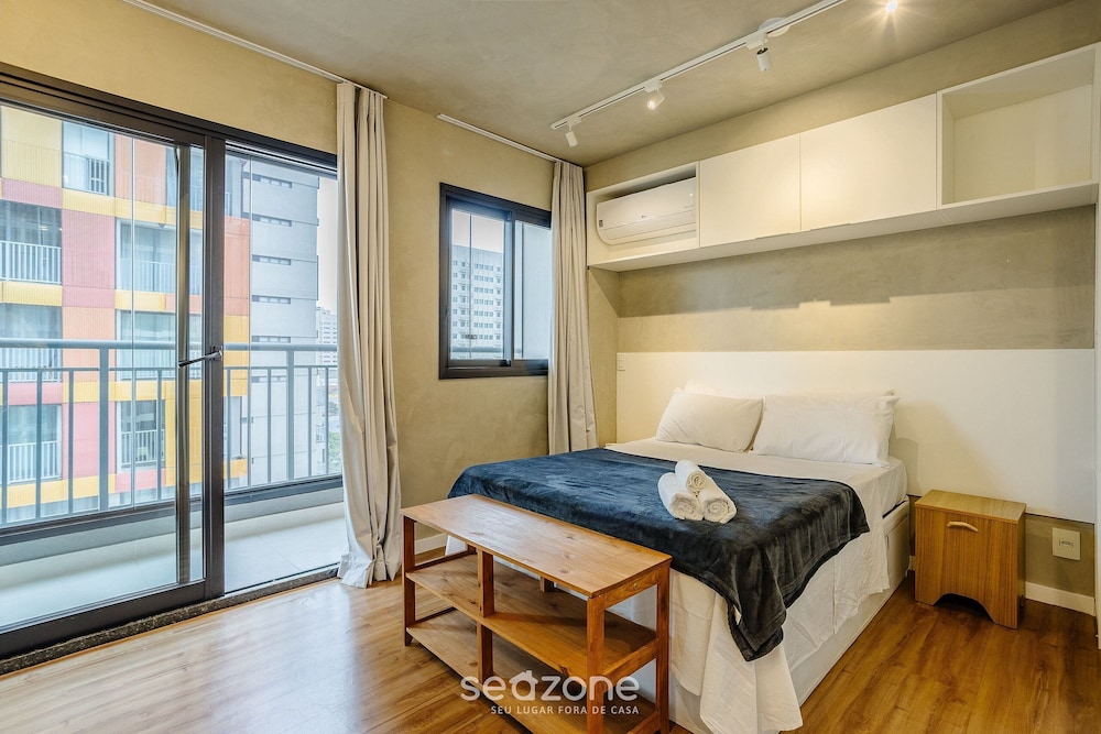 Your Complete Stay in the Best Location of Indianopolis, Just Steps From the Metro - ISM