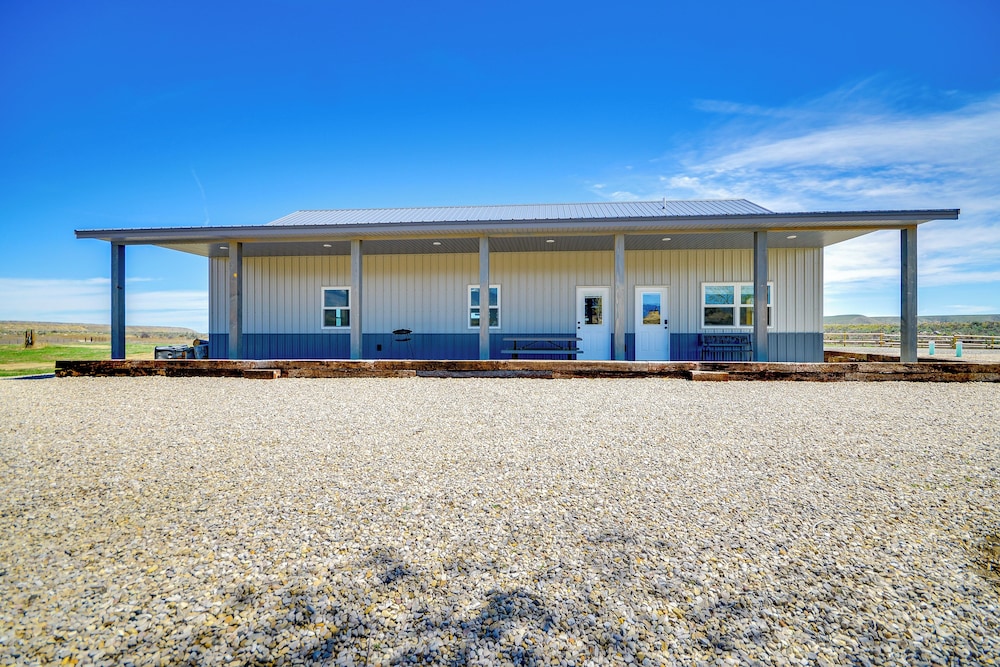 Clark Riverfront Retreat w/ Fire Pit & Views! view 4