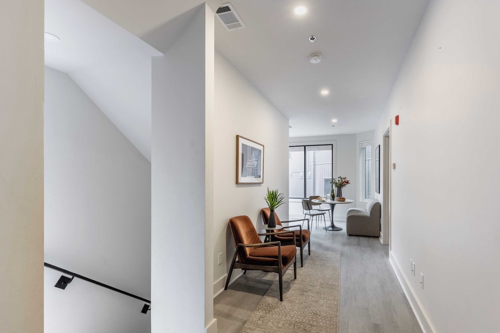 Outrider Buyout- 3 Units by Avantstay Sleeps 36