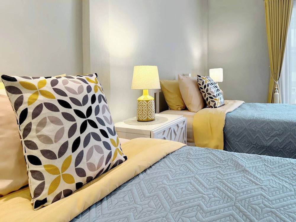 Stylish 3-bedroom Townhome in Heart of Bangkok