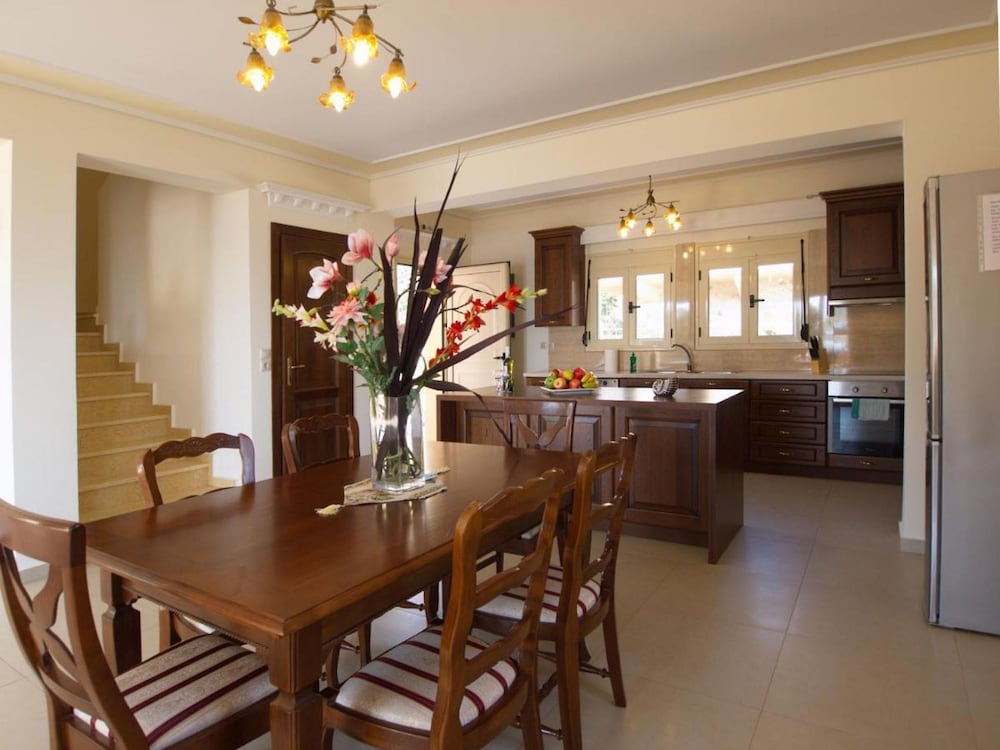 Villa Mandola in Tzamarelata