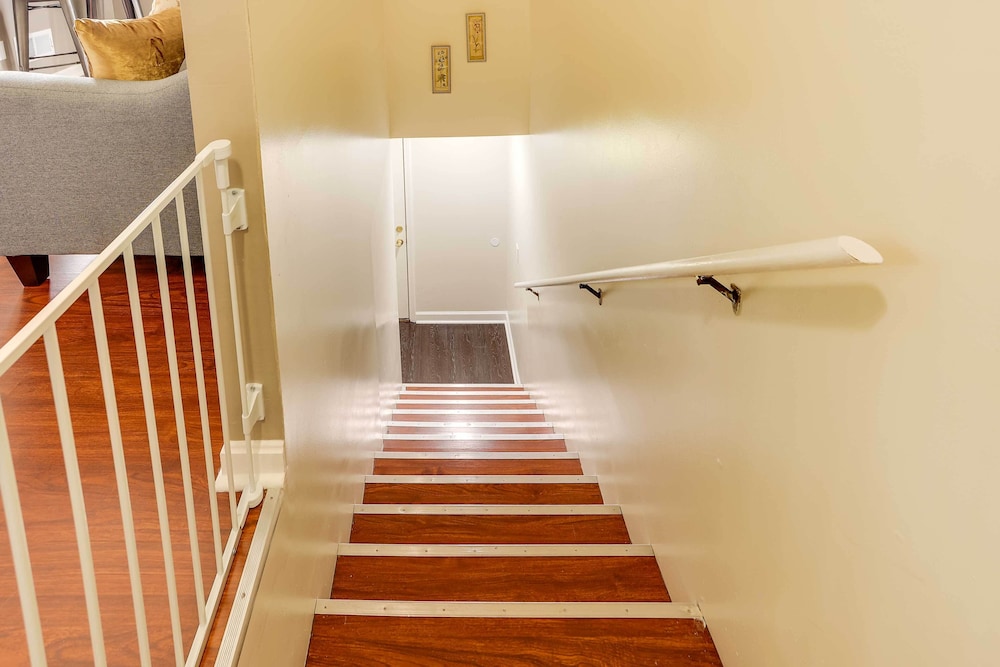 Louisville Apartment - Walk to Restaurants!