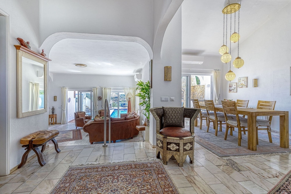 Casa Beatriz Magnificent Villa Just a few Steps