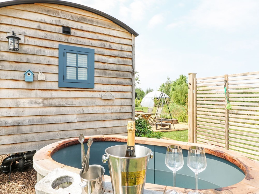 Lillie's Shepherds Hut at Shepherds Lodge