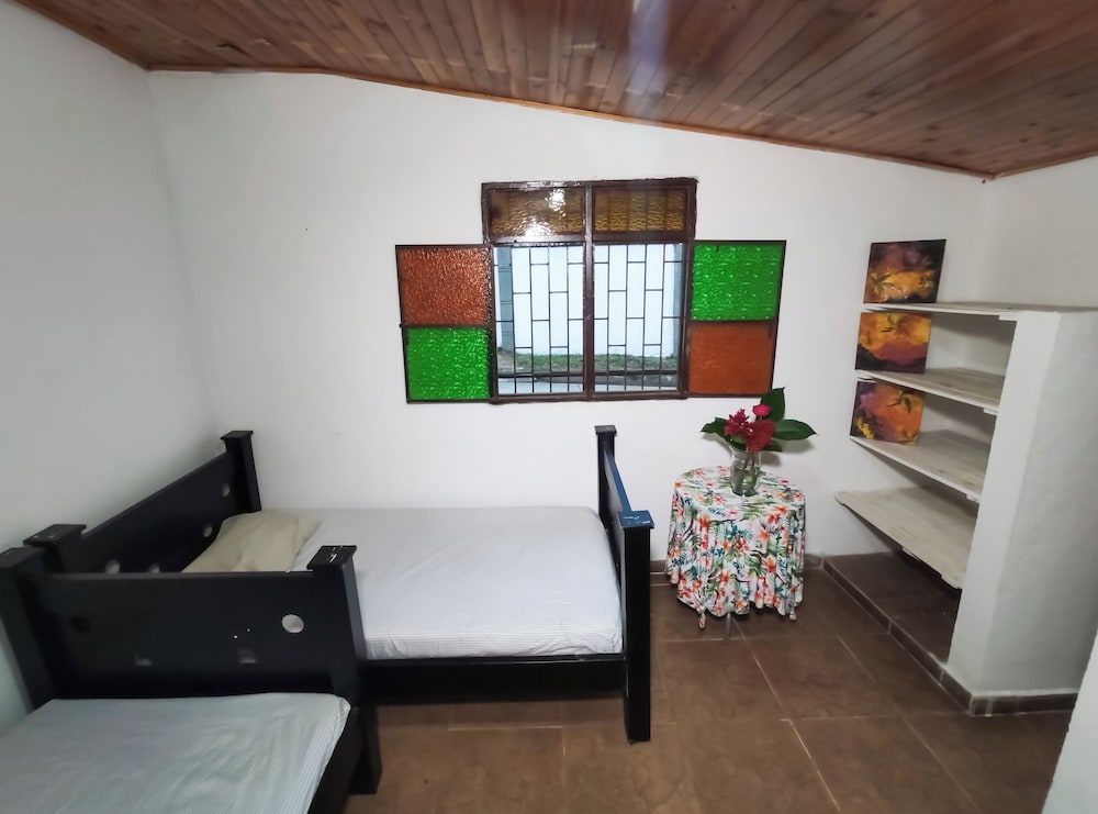 Bahareque Hostal