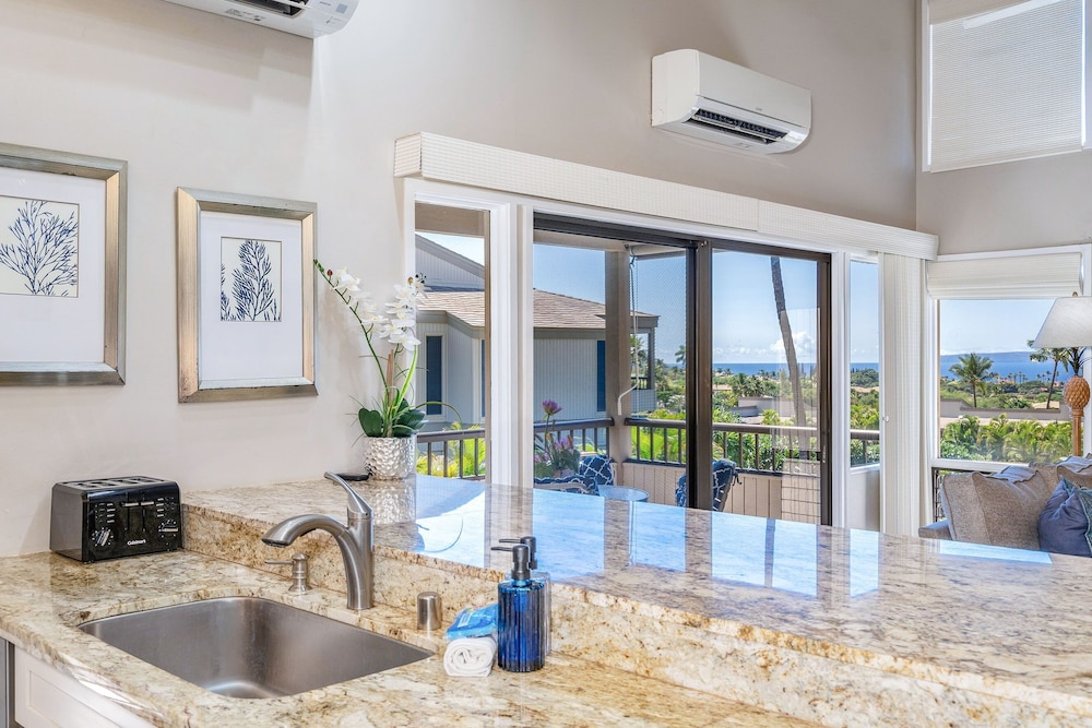 Wailea Ekolu 510 - Ocean Views, Private Lanais, Renovated 2-story With Split AC!