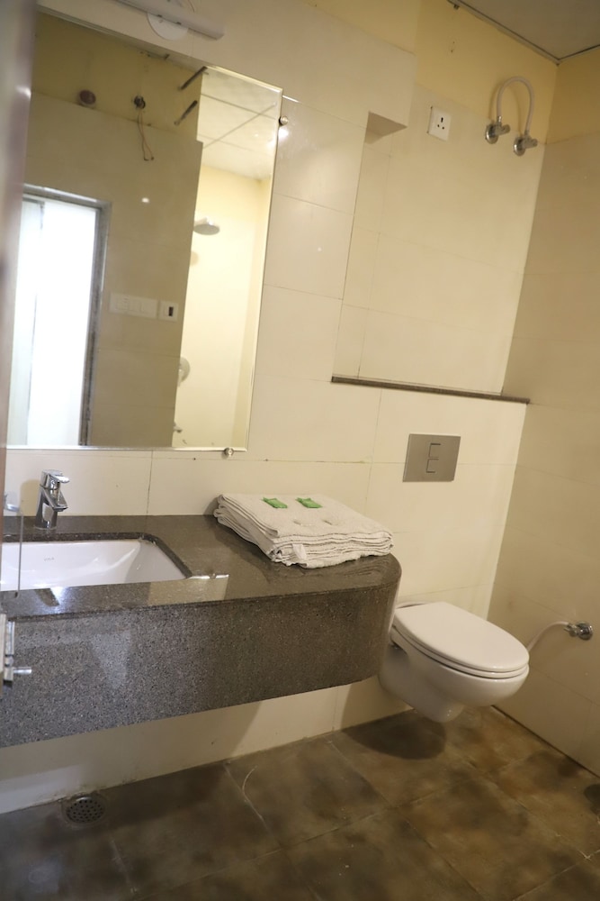 Exotika Express Resort