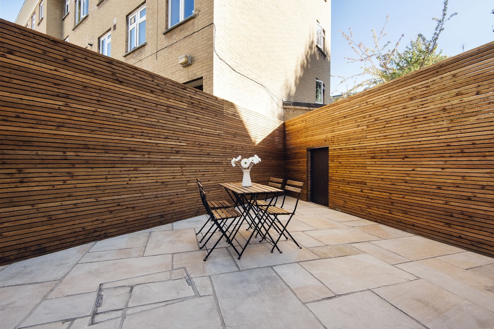 outdoor bbq area